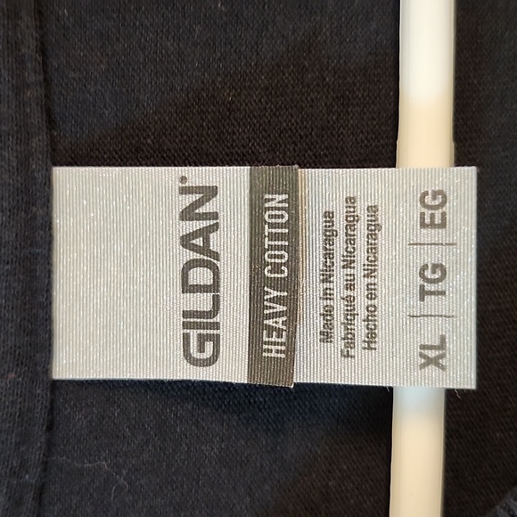 GILDAN EARTH DAY ELEPHANT T-SHIRT - Picture 3 of 4